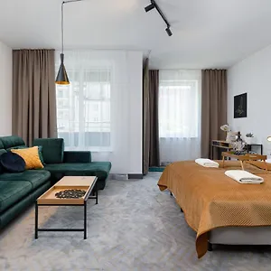 https://apartamenty-etna-by-renters.kolobrzeghotels.com